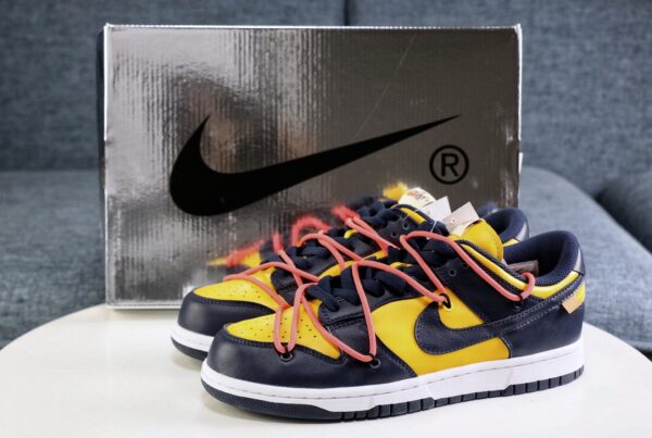 Off-White x Nike Dunk Low “Michigan” 2019