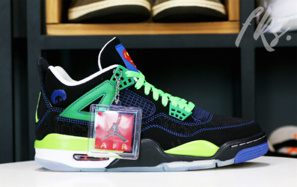 Air Jordan 4 Retro DB Doernbecher 2011 - Image 2
