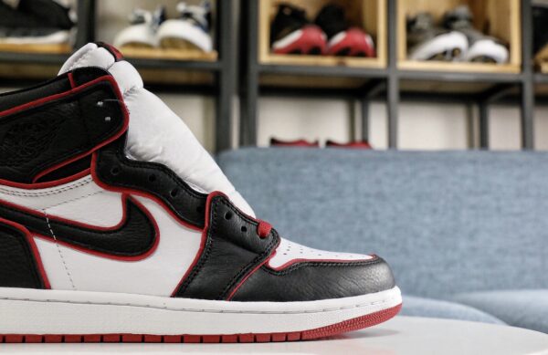 Air Jordan 1 OG AJ1 Black/Red - Image 3