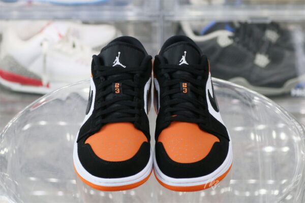 Air Jordan 1 Low Shattered Backboard 2019 - Image 2