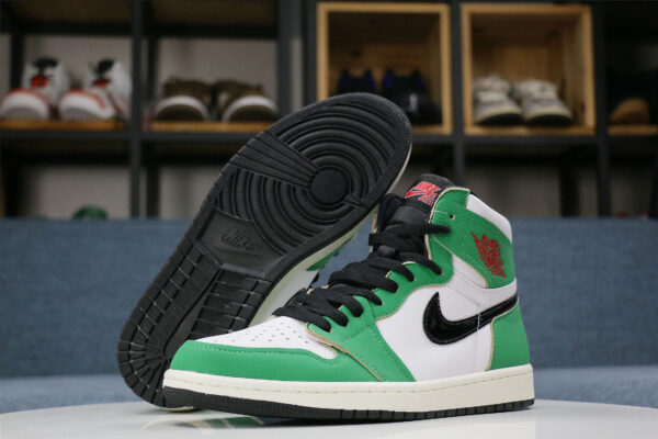 Jordan 1 Retro High Lucky Green