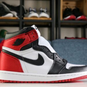 Air Jordan 1 Satin “Black Toe