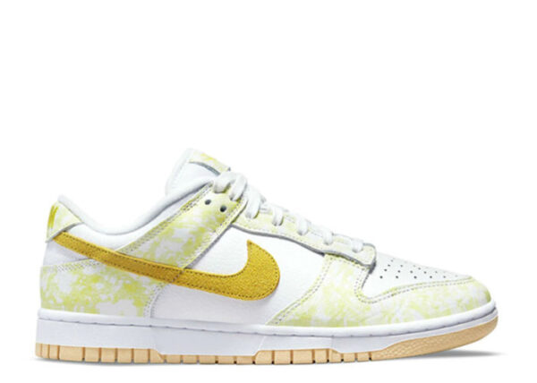 Nike Dunk Low Yellow Strike (W)