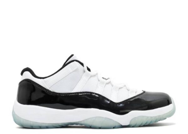 Air Jordan 11 Retro Low Concord