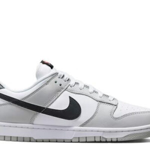 Nike Dunk Low SE Jackpot 2022