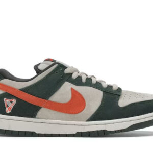 Nike SB Dunk Low Eire