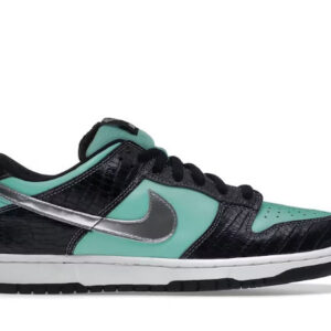 Nike SB Dunk Low Diamond Supply Co. Tiffany