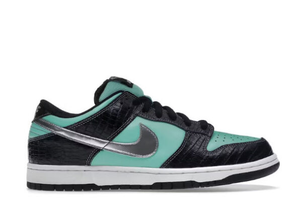 Nike SB Dunk Low Diamond Supply Co. Tiffany